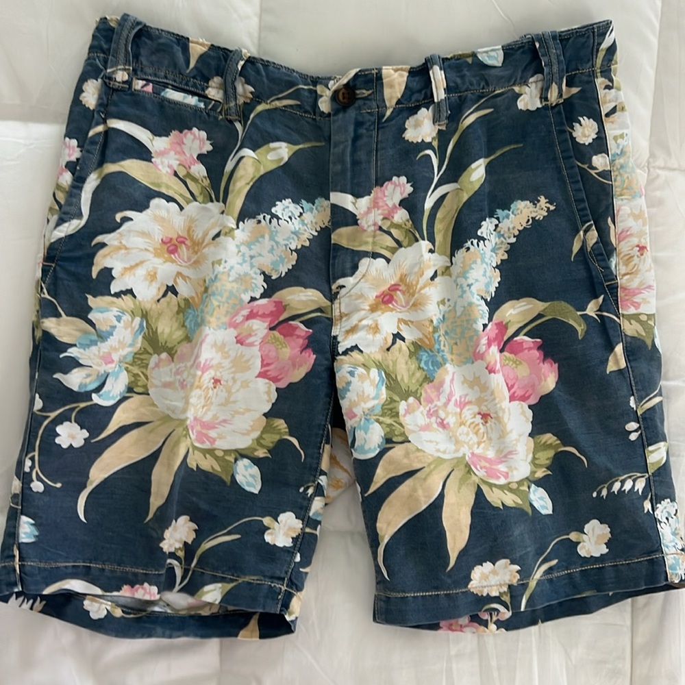 Polo Ralph Lauren floral shorts 34”